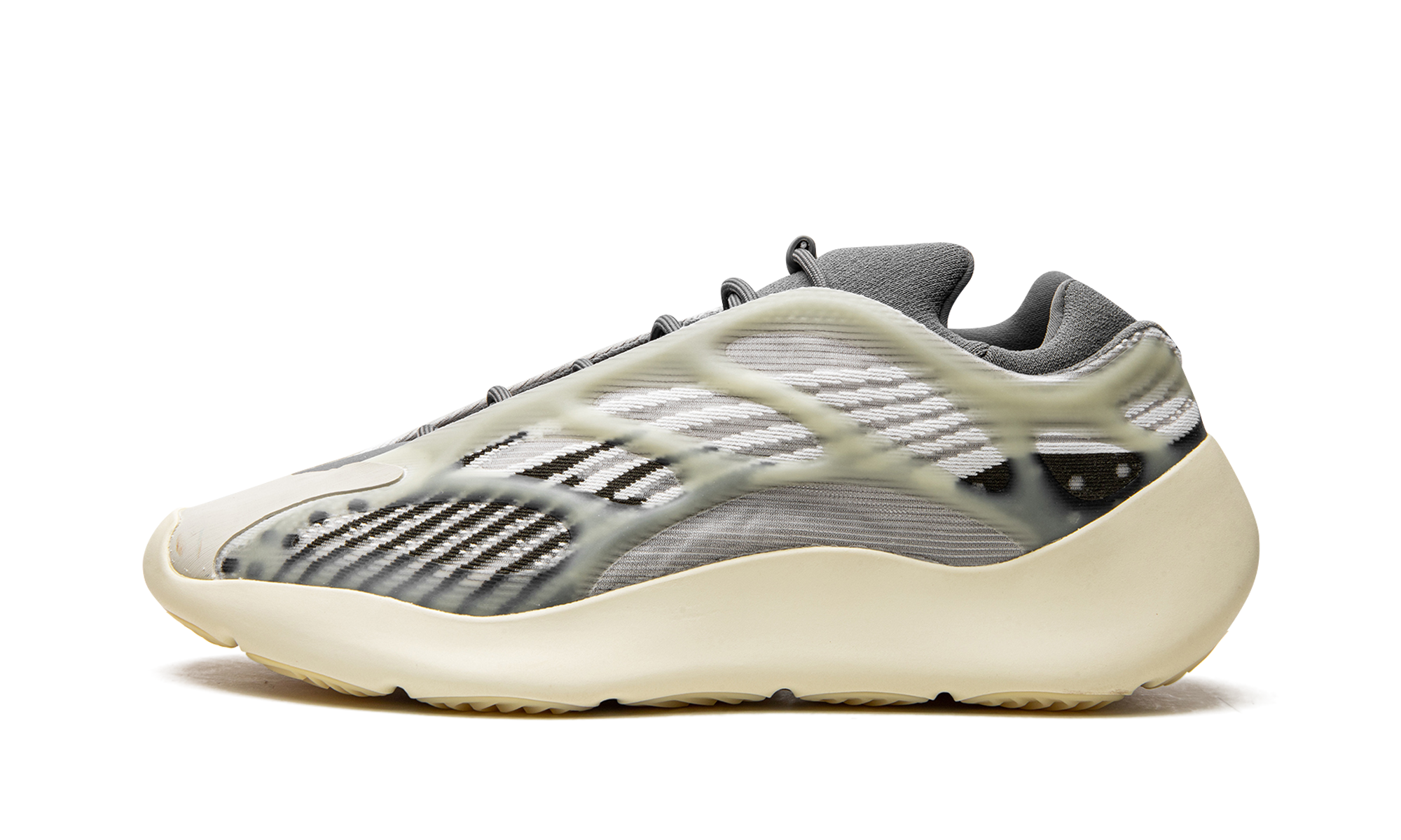 Yeezy Boost 700 V3 "Fade Salt"